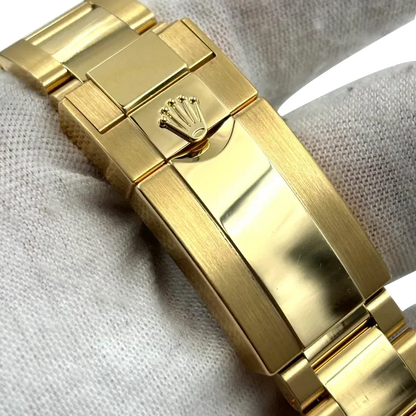 Daytona 40mm Yellow Gold Golden Dial Champagne m126508-0005